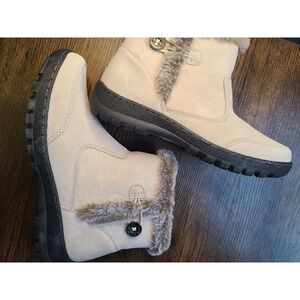 Khombu Winter Ladies Boots Size 8 BN tags removed Snow Cold Furry